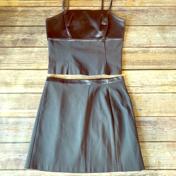 Cache Tops - Vintage Cache women’s gray medium top and skirt